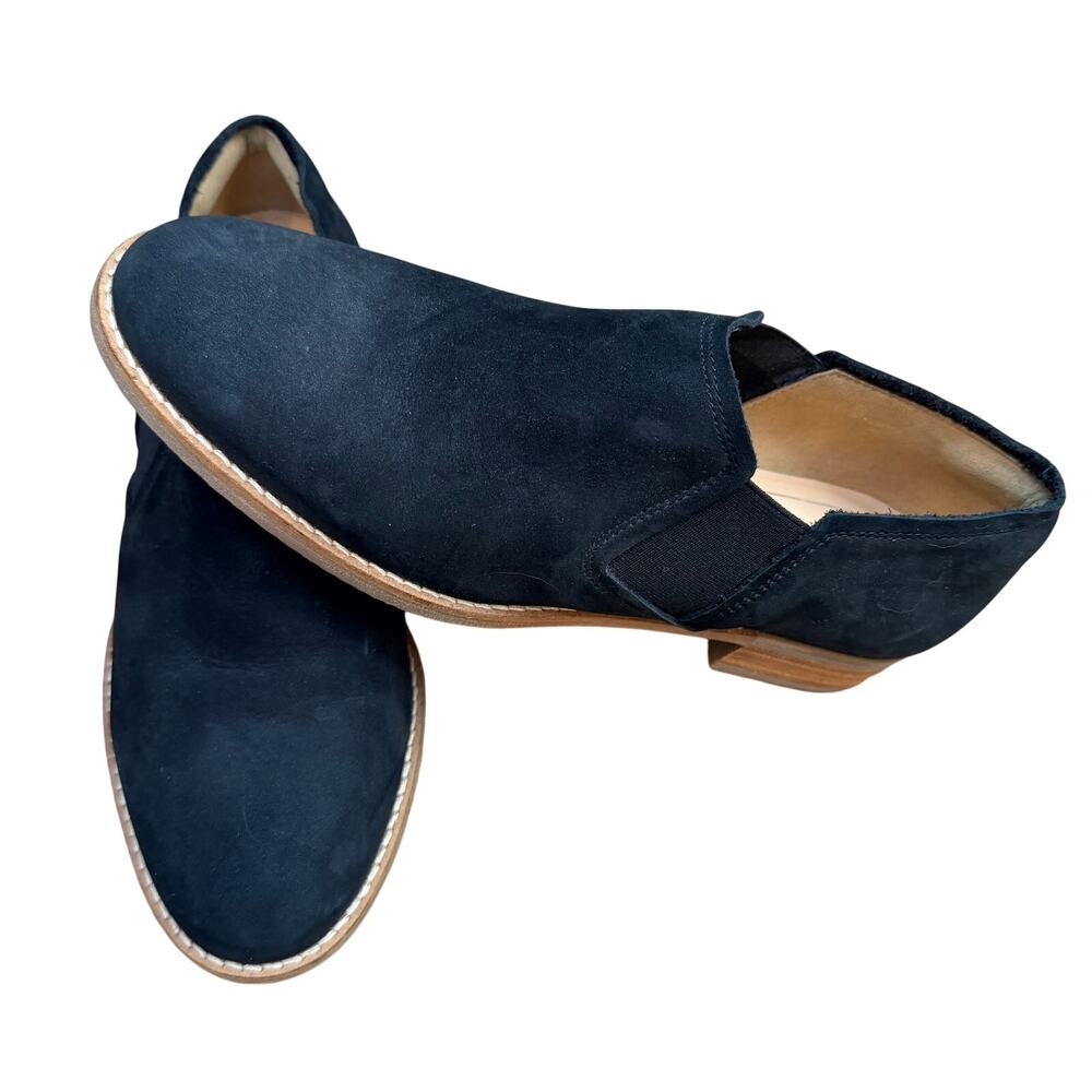 Clarks Black Ankle Booties with 1-Inch Heel Women’s Size 7.5